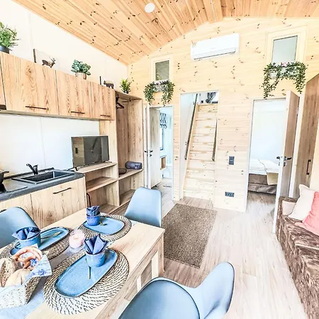 Feriehus Tiny Haus Glockenalm-haus Zum Glueck By Interhome *